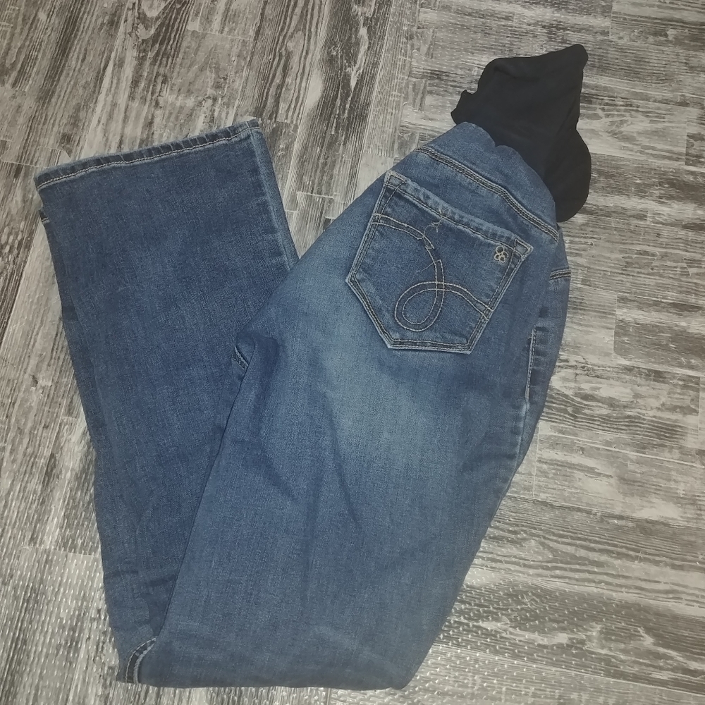 Jessica Simpson maternity | bootcut blue jeans